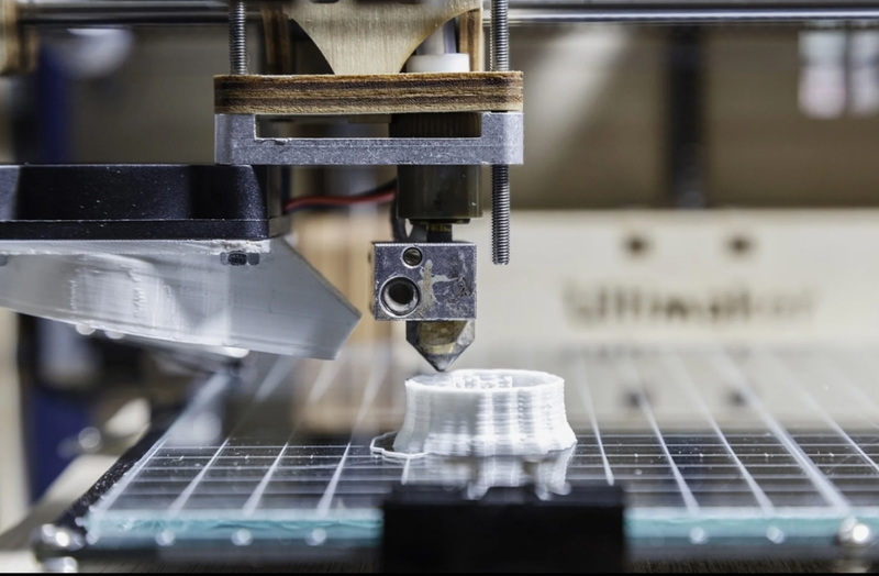 Rapid prototyping equipment in use