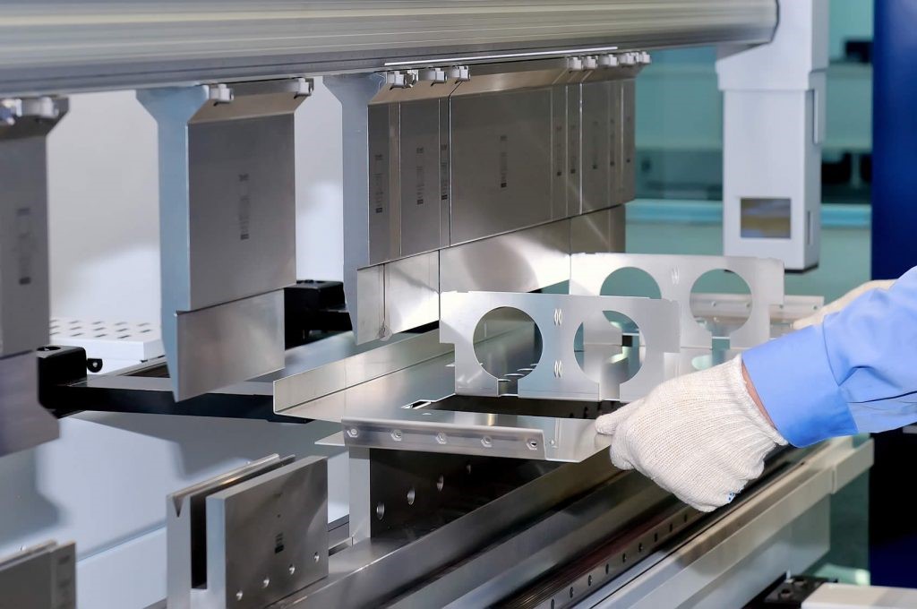 Advanced sheet metal production and laser cutting services at Uidea factory